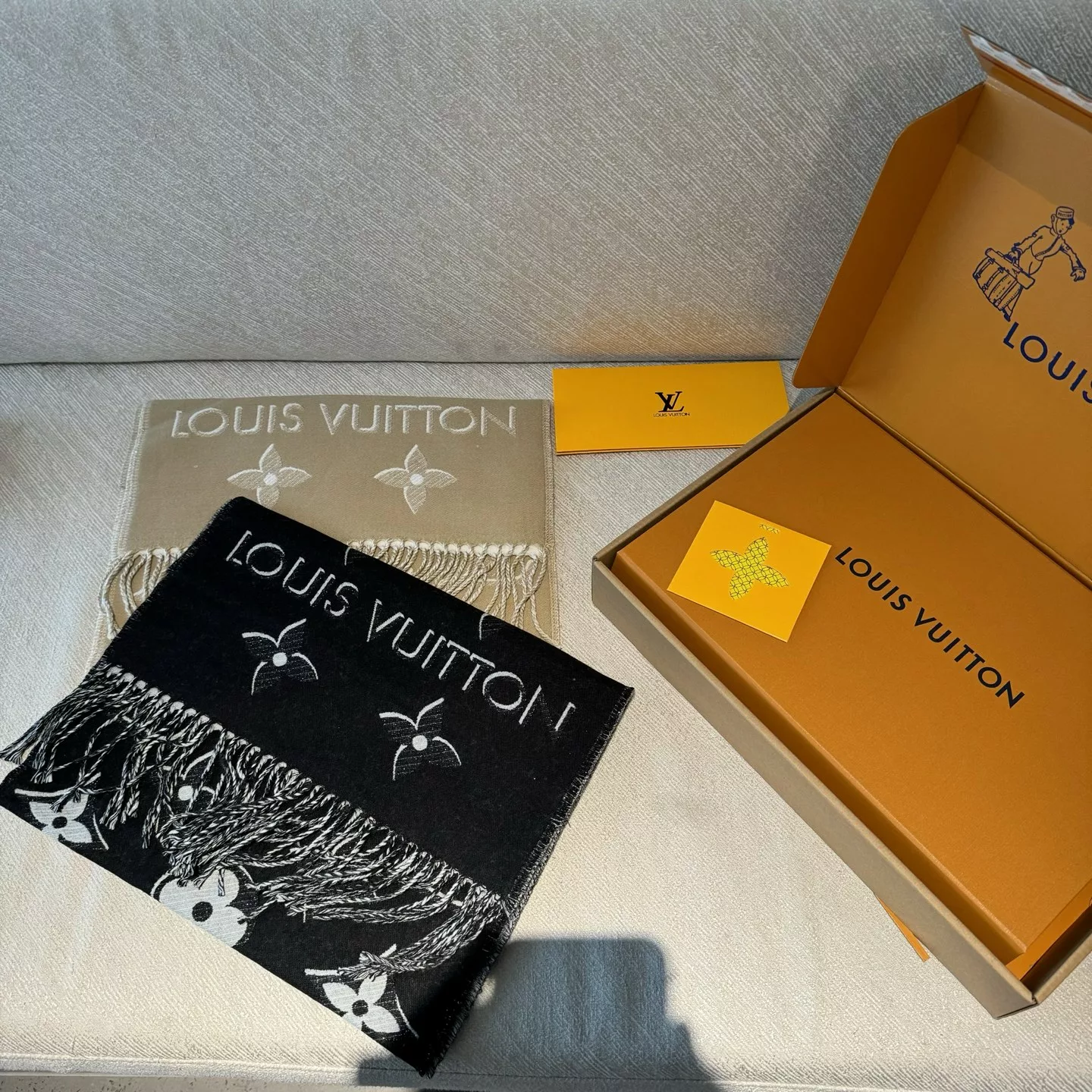 Scarf product image