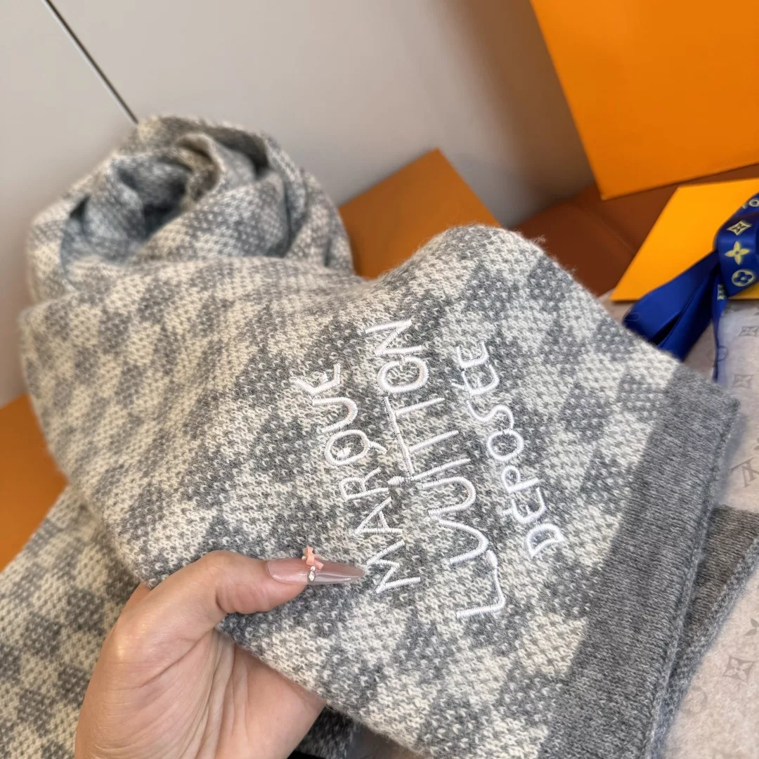 Scarf product image