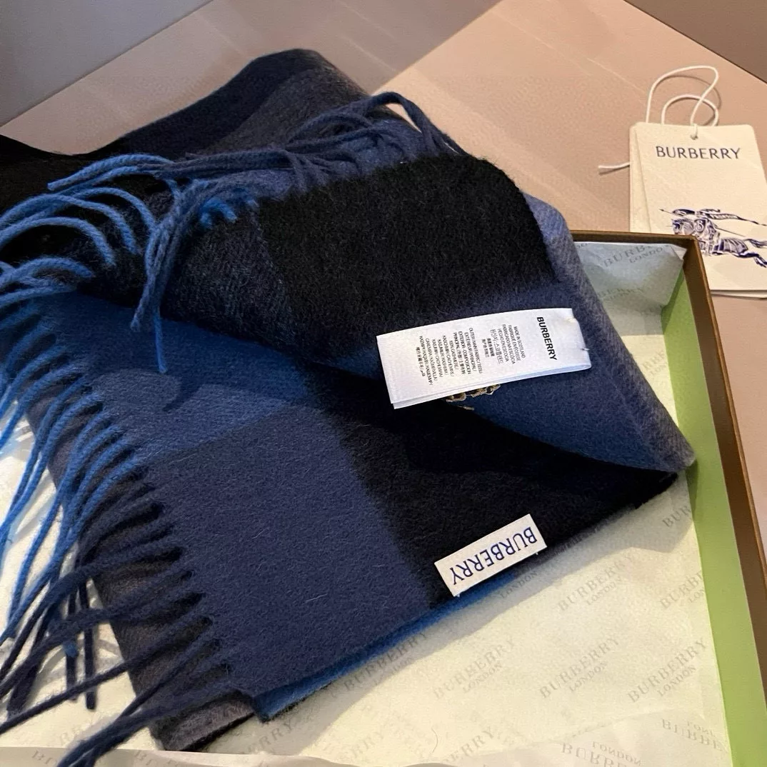 Scarf product image