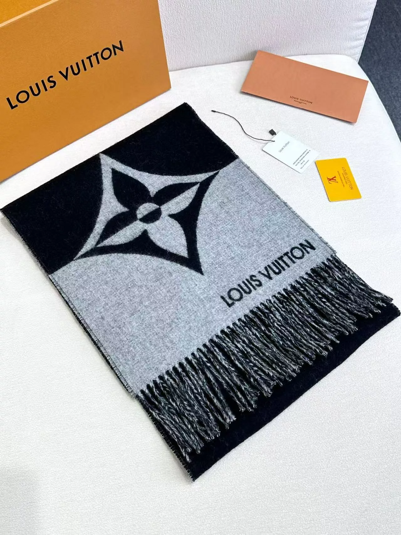 Scarf product image